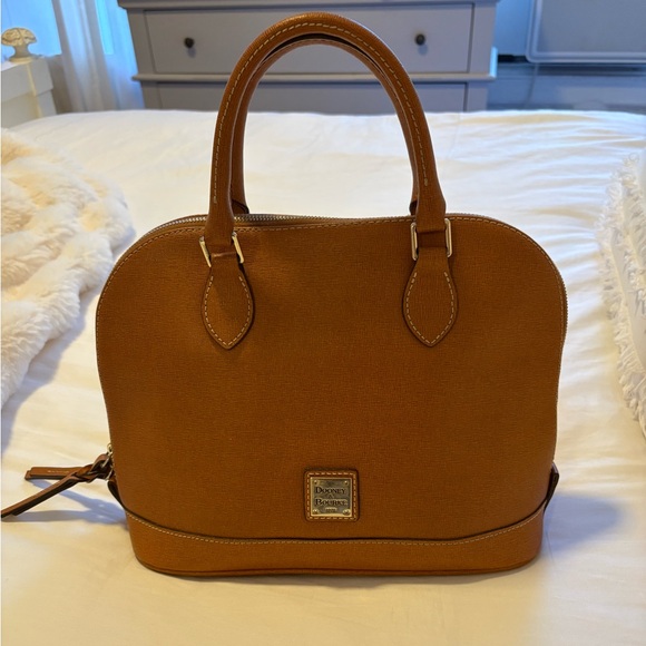 Dooney & Bourke Handbags - Dooney and Bourke Zip Satchel